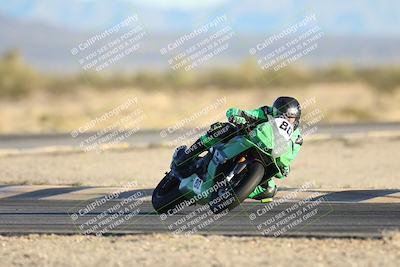 media/Dec-07-2025-CVMA (Sun) [[3e7d2de5dc]]/Race 18-Formula Twins-Formula 40 UL/